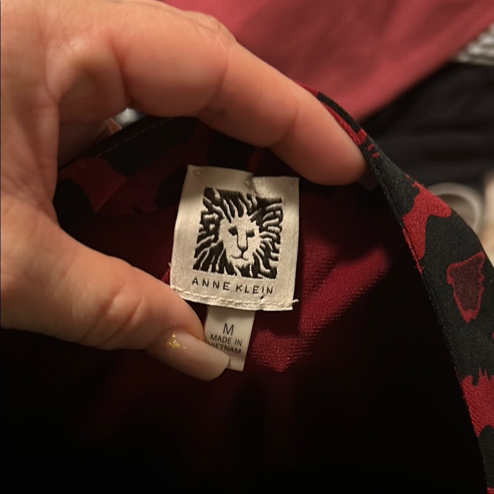 Anne Klein Red and Black Patterned Blouse - Picture 2 of 7